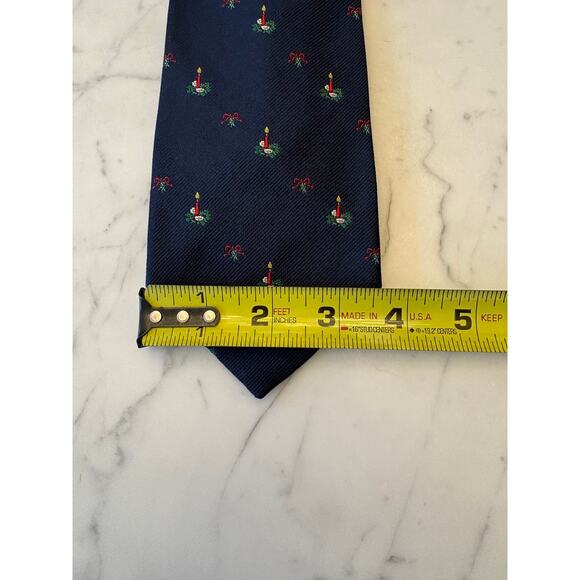 Navy Blue Red Brooks Brothers Makers Christmas Holiday Noel Tie Candle - Picture 2 of 6
